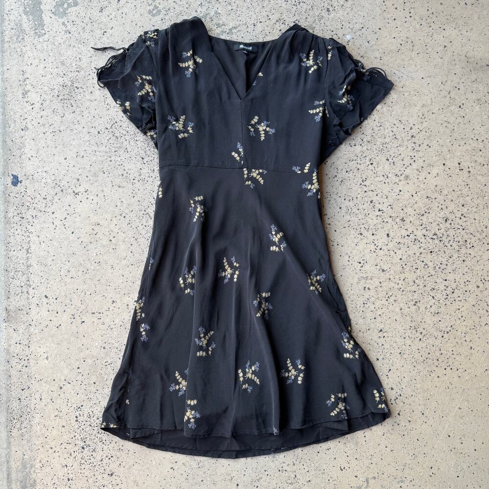 Madewell Silk Flutter-Sleeve Dress in Wisteria Sprig – Size 6